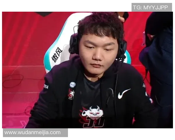 深入分析JDG战队的控制打法与战术优势探讨 深入分析JDG战队的控制打法与战术优势探讨