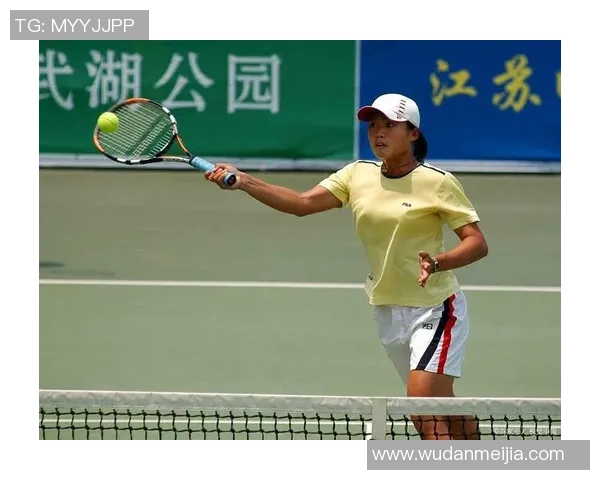 李秀英独家分享网球心得与技巧助你提升球技的秘密大公开 李秀英独家分享网球心得与技巧助你提升球技的秘密大公开